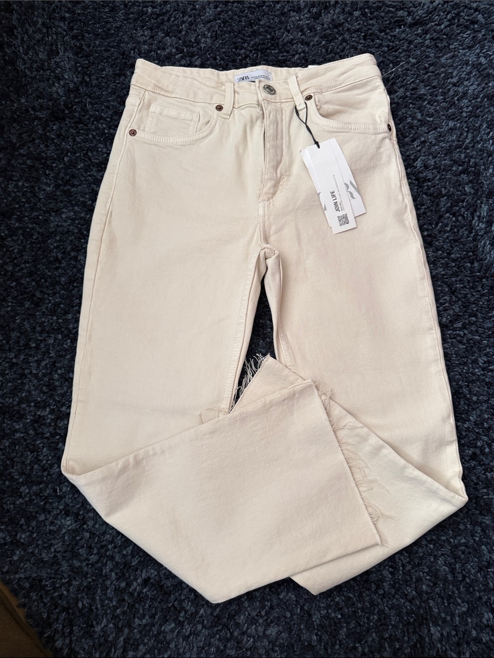 ZARA Cream Ankle Cropped High-Rise Jeans NWT - Picture 5 of 6